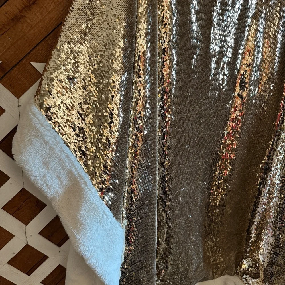Pier 1 Imports cream and gold sequin holiday throw blanket